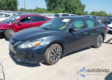 2017 Nissan Altima 2.5/2.5 S/2.5 Sl/2.5 Sr/2.5 Sv из США, поврежденный, VIN 1N4AL3APXHL108621